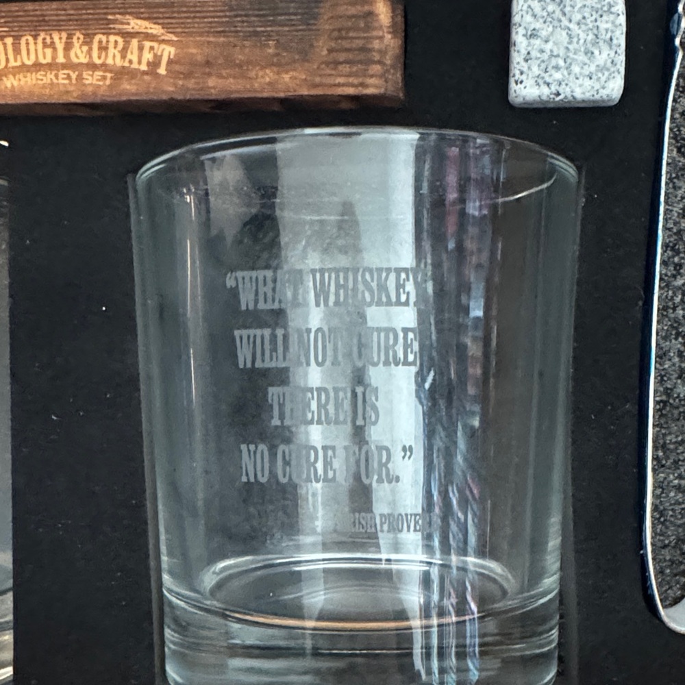 Mixology & Craft Whiskey Set - Picture 8 of 11